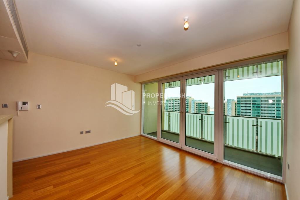 Hot Deal | 1BR Apartment | Community View